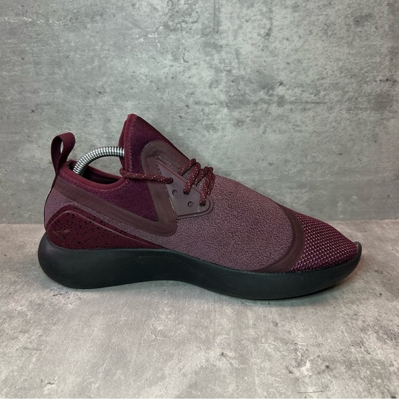 Nike LunarCharge Running Shoes 923620-600 Womens sz 8 - maroon - Picture 3 of 6